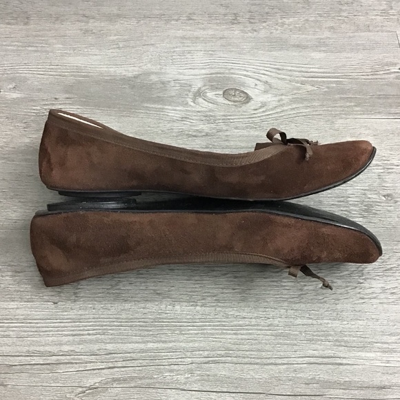 Lilly Pulitzer Brown Suede Flats with Ribbon Bow - Picture 5 of 8